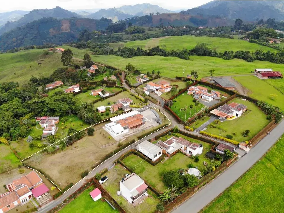 Casa vía Termales en Santa Rosa De Cabal
